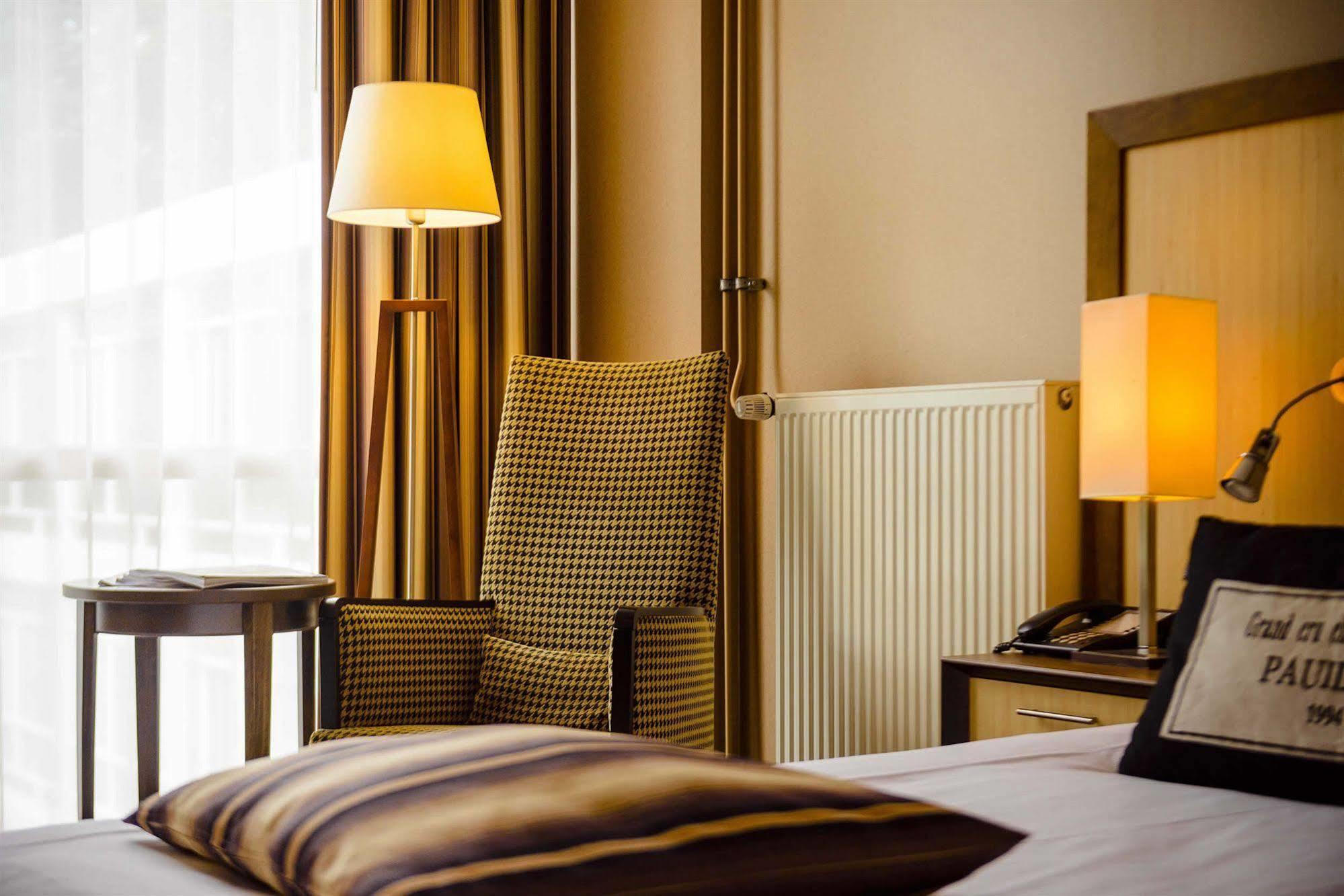 Fletcher Hotel Restaurant 아메르스포르트 외부 사진